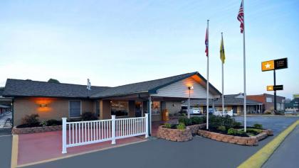 m Star Hotel Searcy Arkansas