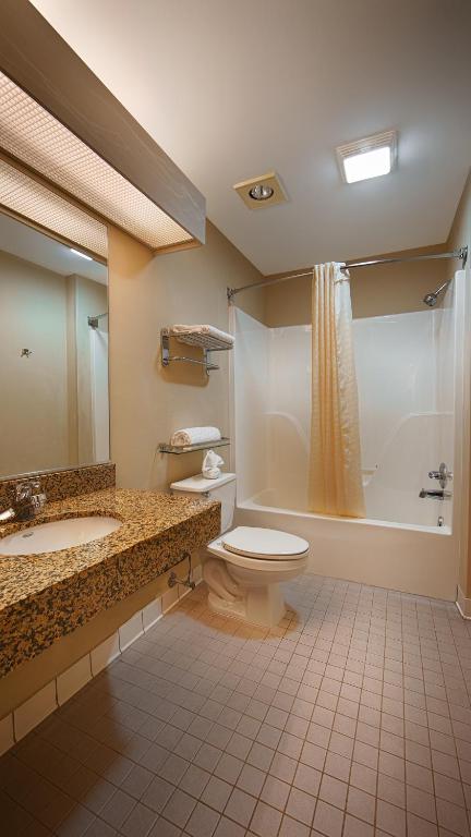 Best Western Plus Searcy Inn - image 5