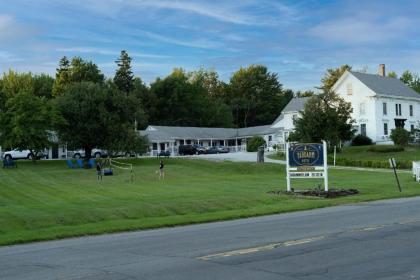 Yardarm motel Maine