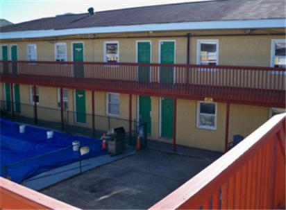 Offshore Motel - image 3