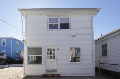 Shore Beach Houses - 43B Lincoln Ave - main image