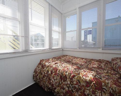 Shore Beach Houses - 38 A Lincoln Avenue - image 5
