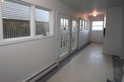 Shore Beach Houses - 57 Dupont Ave - image 4
