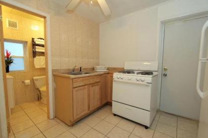 Shore Beach Houses - 38 Dupont Avenue - image 5