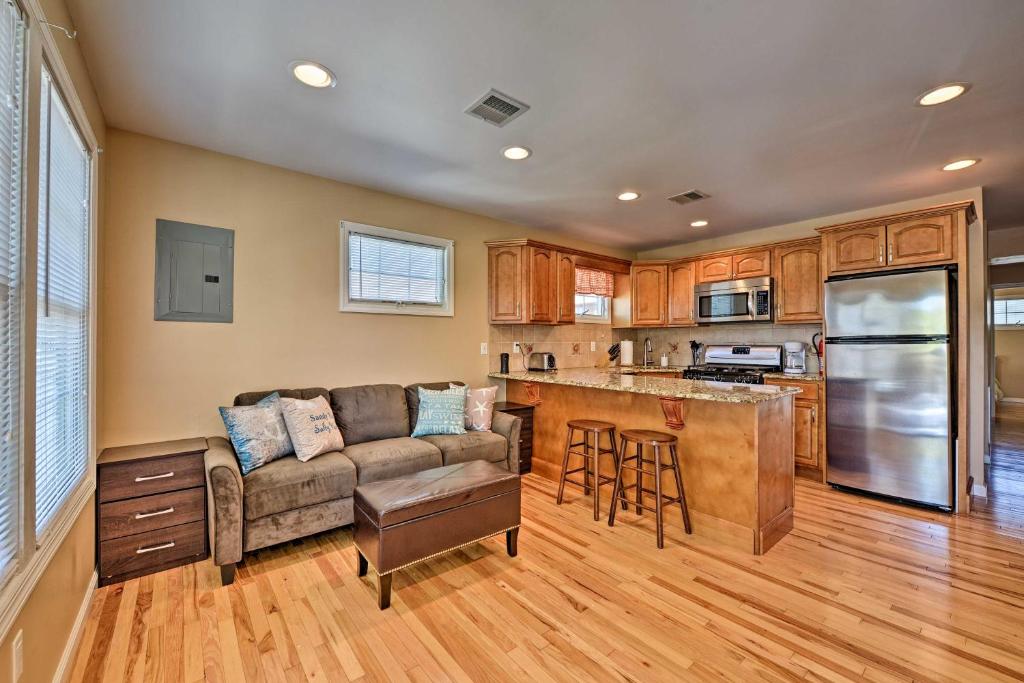 Seaside Heights Apt with BBQ 3 Blocks to Beach - main image