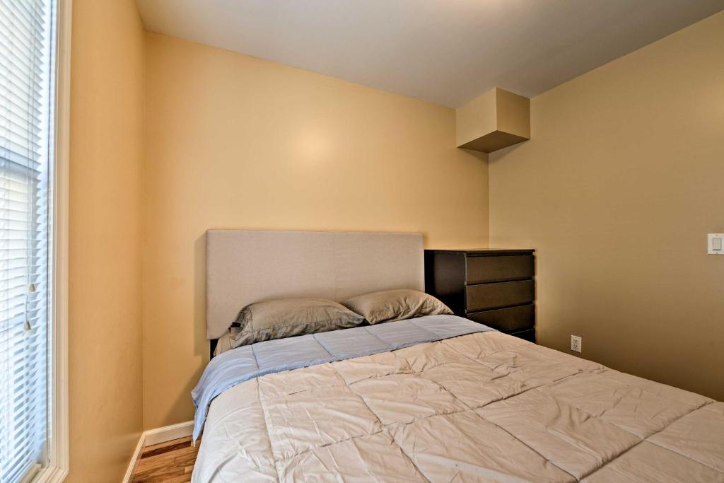 Seaside Heights Apt with BBQ 3 Blocks to Beach - image 4