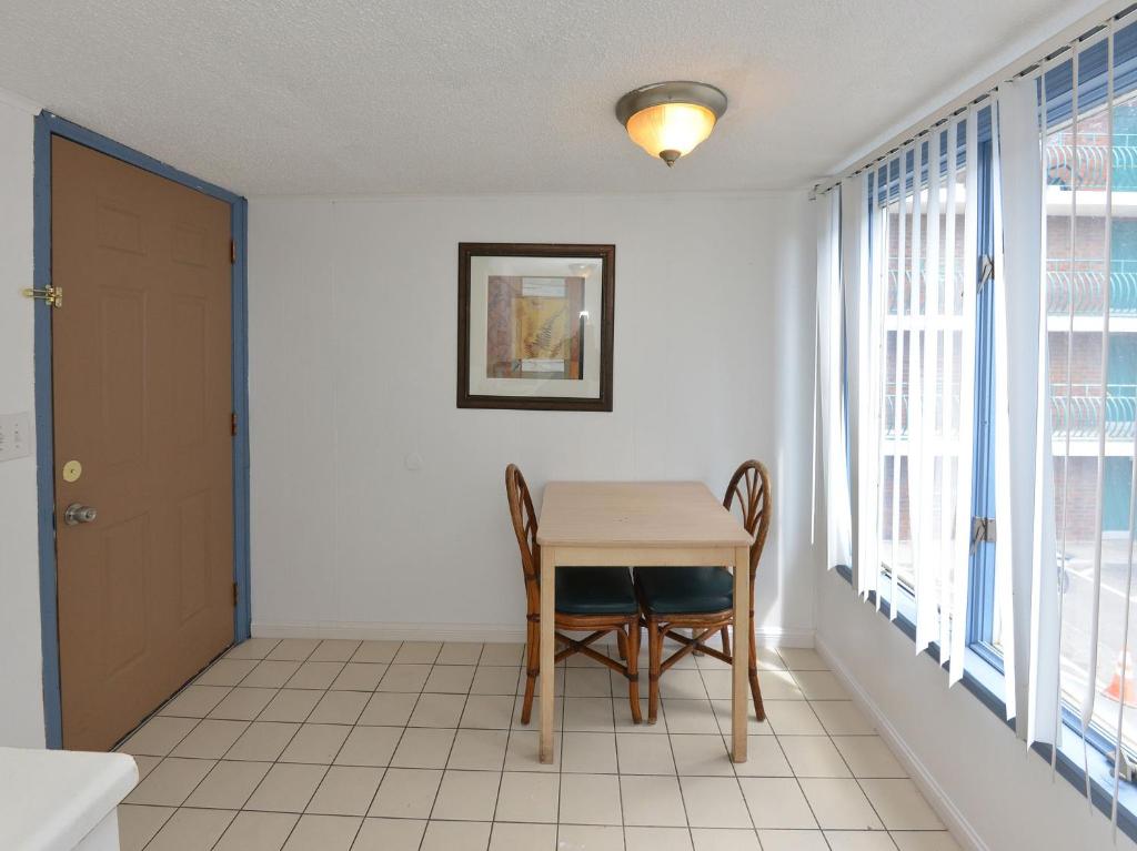 Shore Beach Houses - 52 - 402 Porter Avenue - image 2