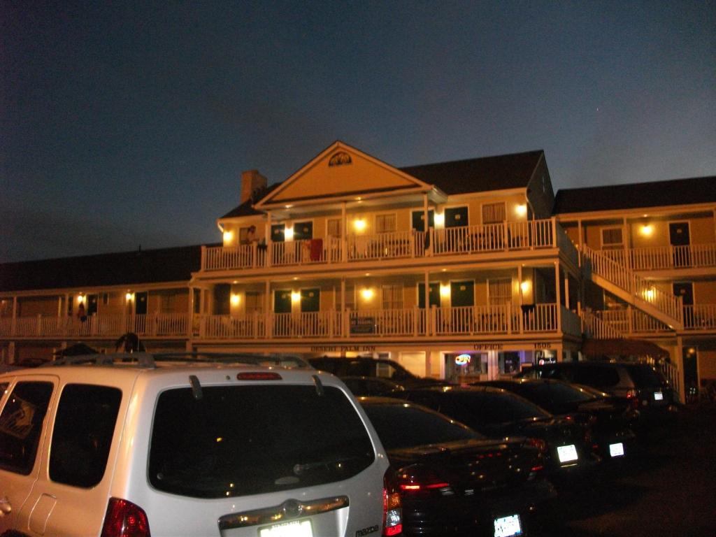 Desert Palm Inn Motel - main image