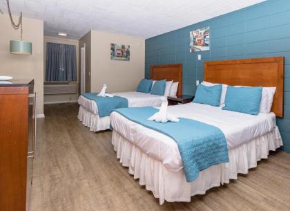 Charlroy Motel - image 8
