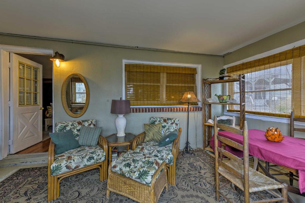 Seaside Park Apt with Outdoor Shower- Walk to Beach! - image 3