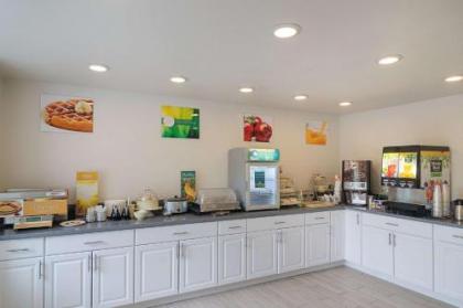 Quality Inn Seaside - image 5