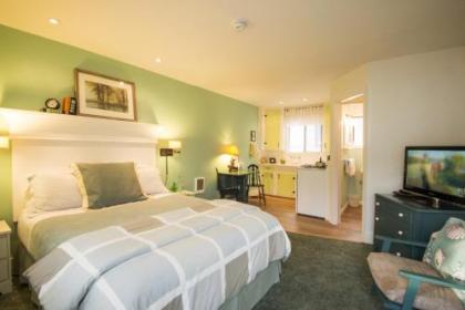Beachside Inn - image 5