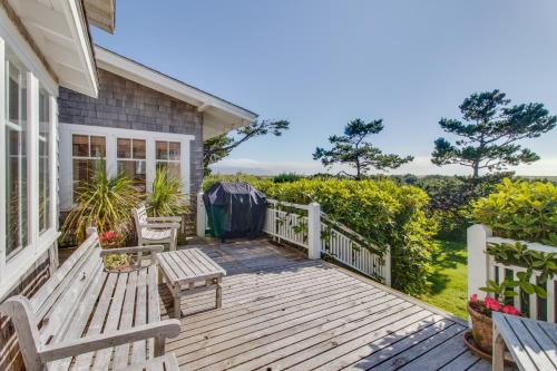 Historic Coastal Craftsman - main image