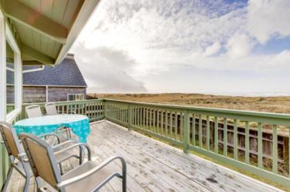 the Octagon on the Beach