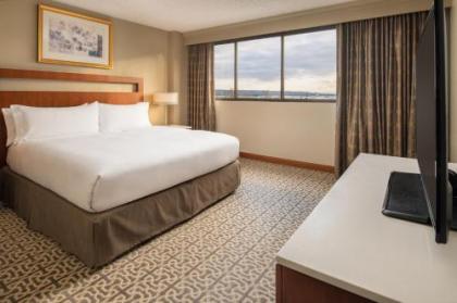 DoubleTree Suites by Hilton Seattle Airport/Southcenter - image 3