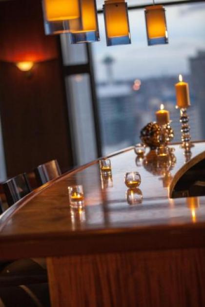 Renaissance Seattle Hotel - image 2
