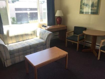 Marco Polo Motel - image 2
