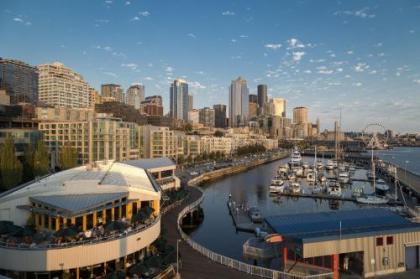 Seattle Marriott Waterfront - image 1