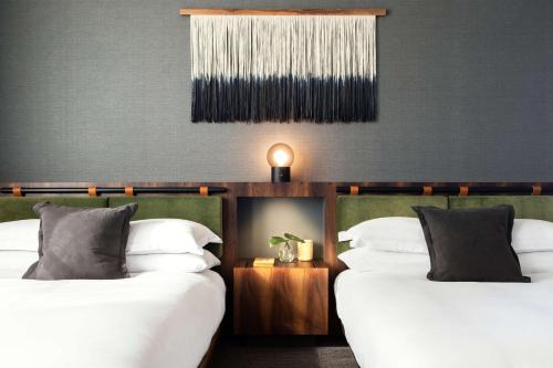 The Alexis Royal Sonesta Hotel - main image