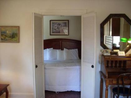 The Baroness Hotel - image 3