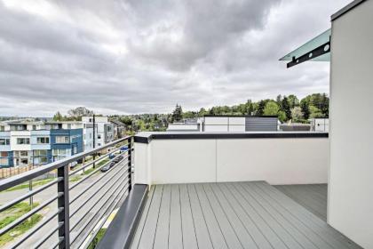 Chic townhome 2 miles to Pike Place market Seattle Washington
