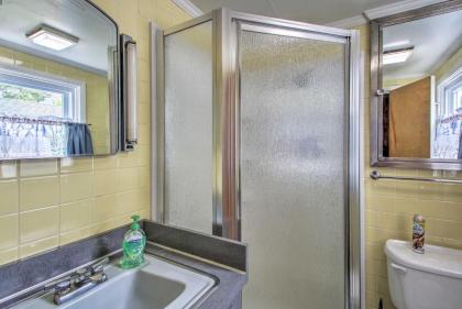 Sebago Lake Cottage with Patio and Beach Access! - image 9