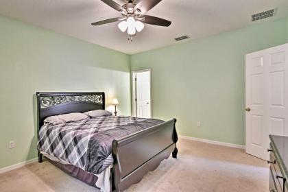Sebring Home with Porch by Lakes -Drive to Legoland! - image 10