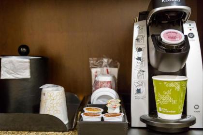 Hilton Garden Inn Secaucus/Meadowlands - image 13