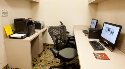 Hilton Garden Inn Secaucus/Meadowlands - image 20