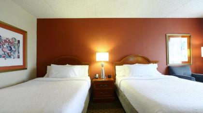 Hilton Garden Inn Secaucus/Meadowlands - image 9