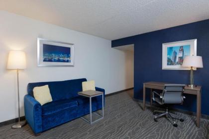 La Quinta by Wyndham Secaucus Meadowlands - image 11