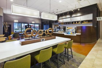 Courtyard by Marriott Secaucus Meadowlands - image 11