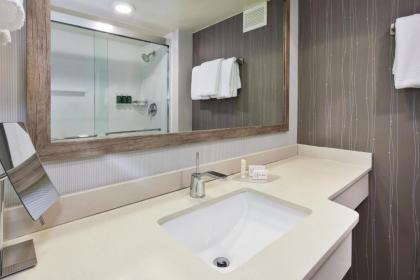 Courtyard by Marriott Secaucus Meadowlands - image 5
