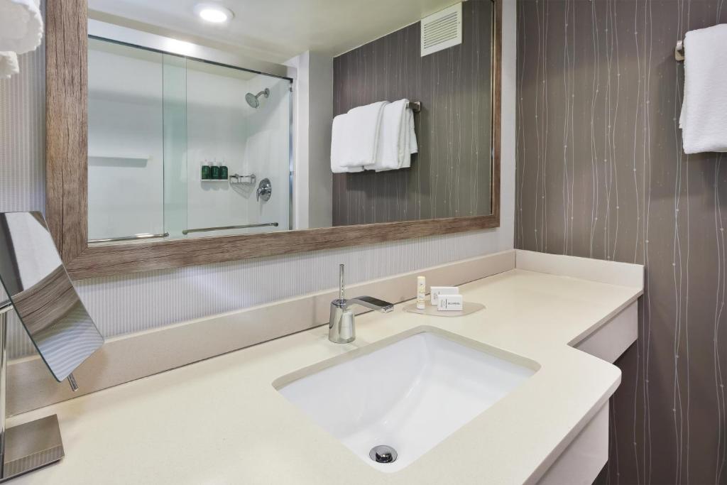 Courtyard by Marriott Secaucus Meadowlands - image 5