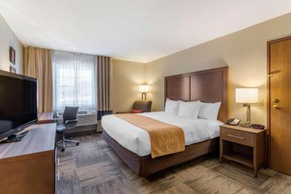 Comfort Inn Sedalia Station - image 6