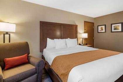 Comfort Inn Sedalia Station - image 7