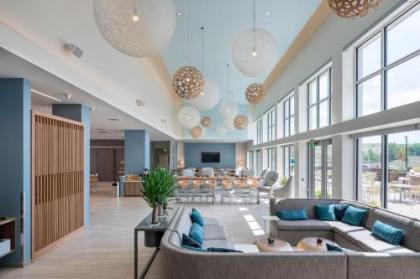 Element Sedona by Marriott - image 2