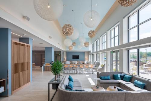 Element Sedona by Marriott - image 2