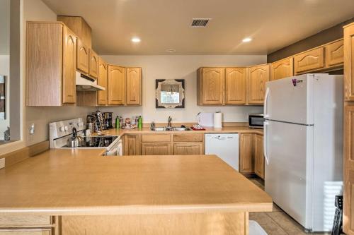 Red Rock Retreat with Patio 3Mi to Downtown Sedona! - image 2