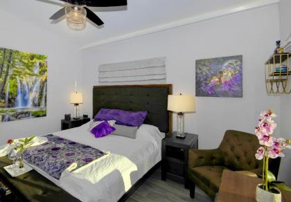 Cathedral Casita where indulgence meets peace and tranquility! - image 13
