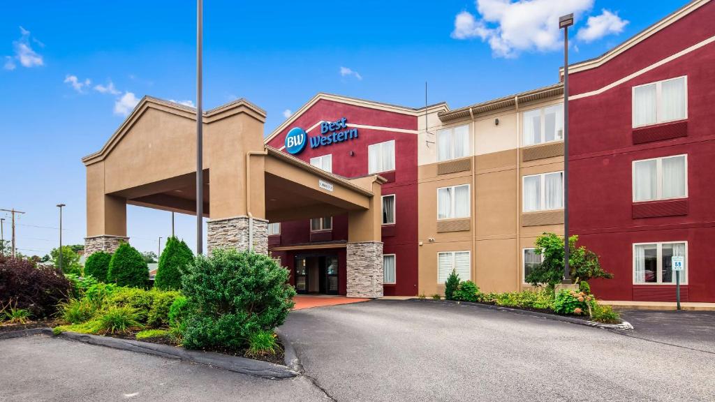 Best Western Providence-Seekonk Inn - main image