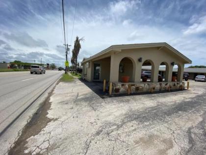 Texas Inn Seguin - image 2