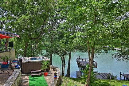 Patriotic Lakefront Seguin Home with Dock and Deck