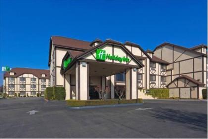Holiday Inn Selma - Swancourt - image 15
