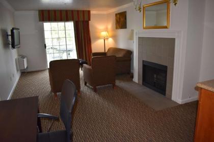 Best Western Colonial Inn - image 6