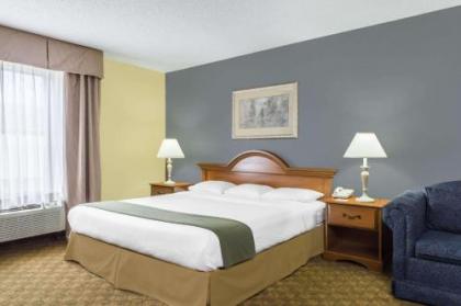 Days Inn by Wyndham Selma - image 8