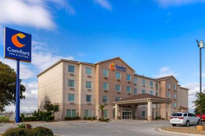 Comfort Inn  Suites Selma near Randolph AFB
