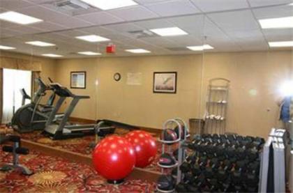 Hampton Inn Selma - image 11