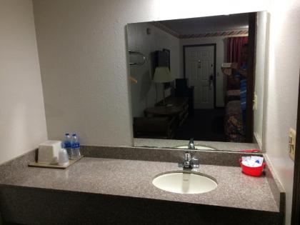 Rexdale Inn - image 5