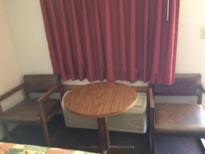 Rexdale Inn - image 7